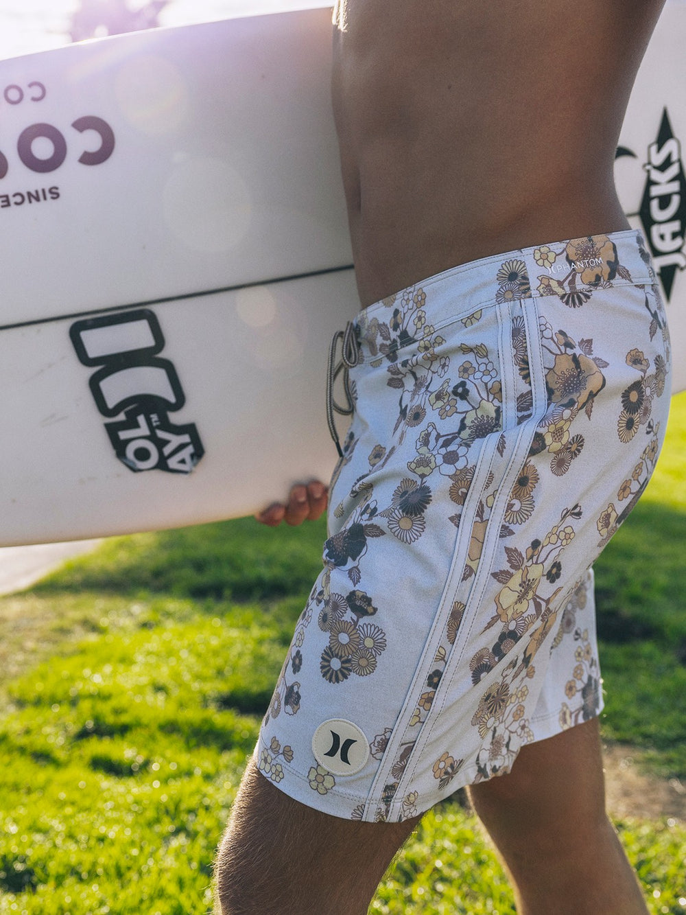 Phantom Naturals Tailgate 18" | Hurley - Bone