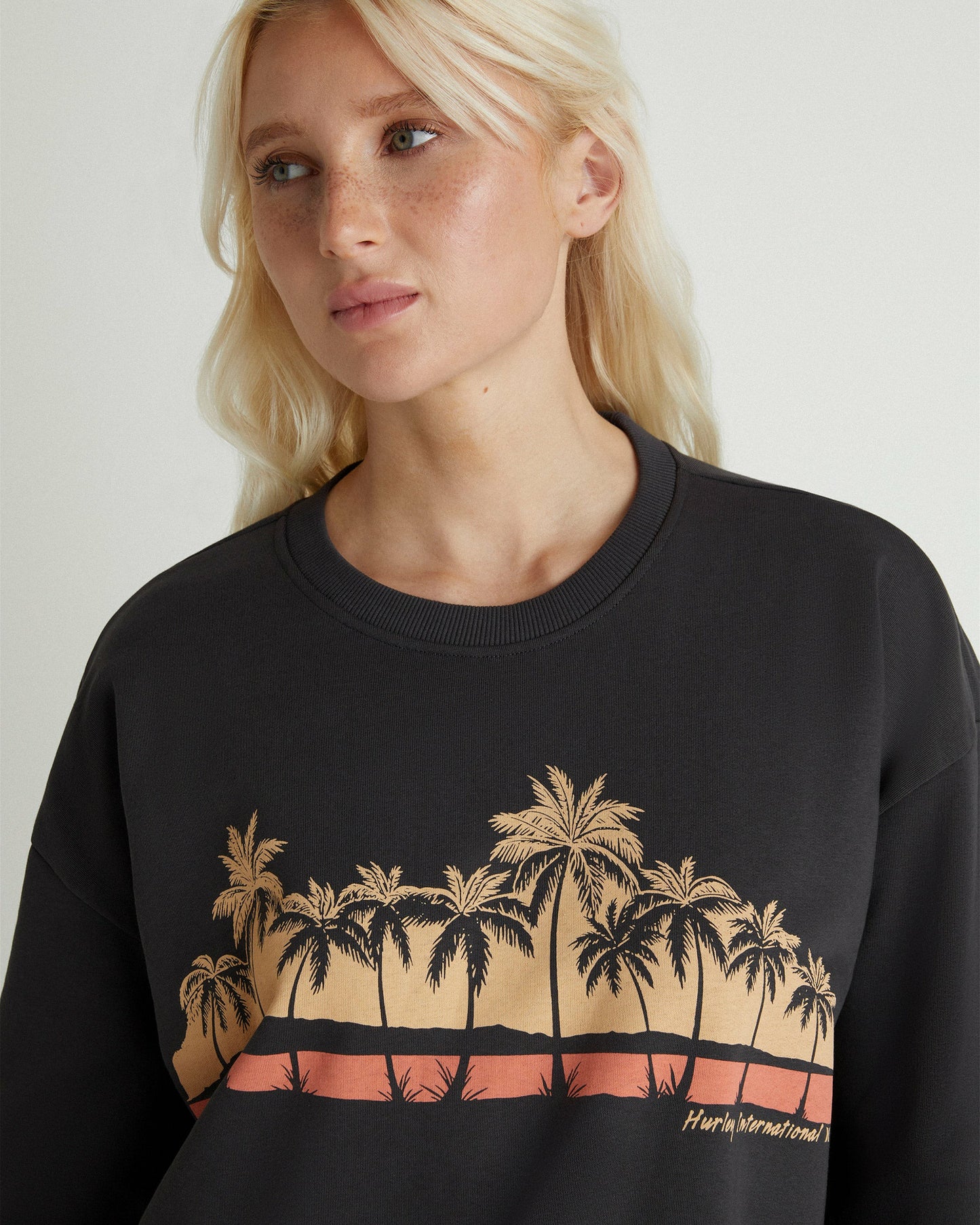 Sea-Nario Oversized Crew | Hurley - Off Black